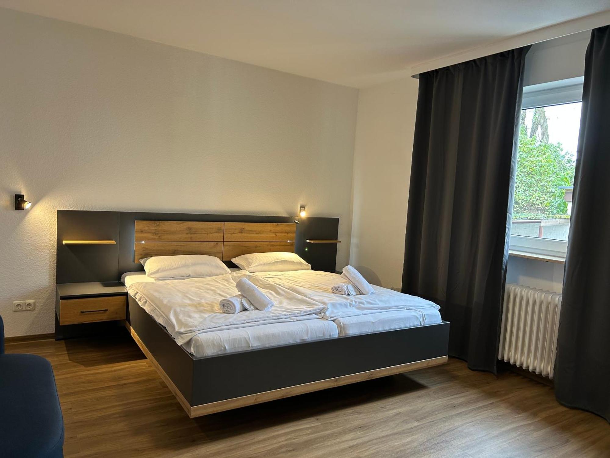 Riverside Airport Hotel Kelsterbach Exterior foto