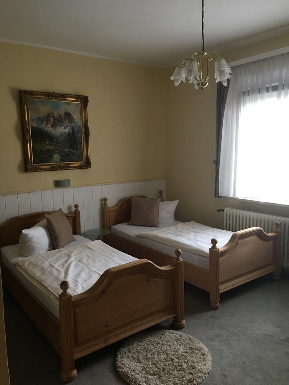 Riverside Airport Hotel Kelsterbach Exterior foto